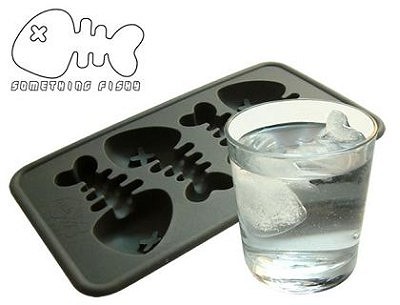 「Fishbone Ice Tray」