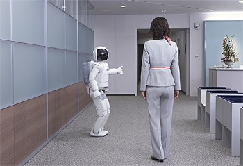 人間の移動先を推測して道を譲るASIMO