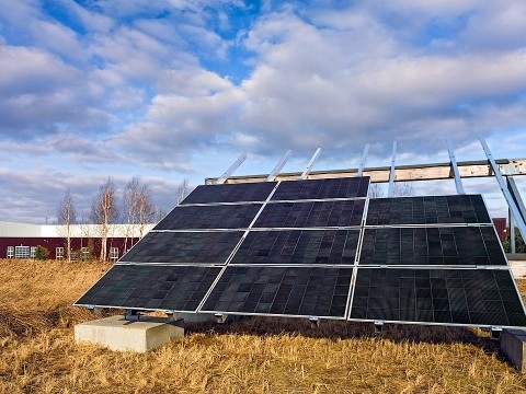 ドイツの発電所に供給されたNanosolar社の太陽電池(リリースから)