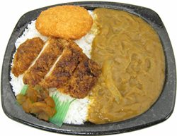 「1kgカレーライス」