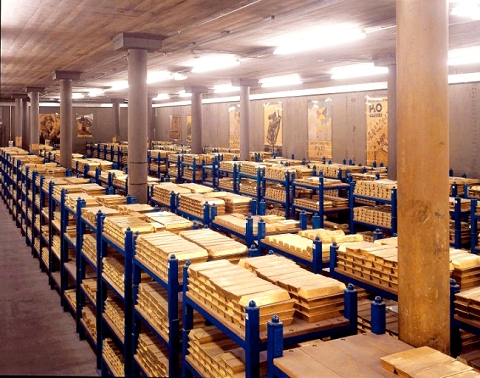 イギリス中央銀行の地下に眠る大量の純金インゴット
