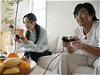 家庭でゲームイメージ