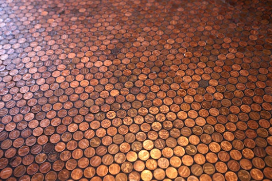 使い古された硬貨も混じっていてくすんだ色のもあるが、全部1セント硬貨。