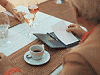 外食で勘定イメージ