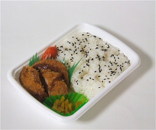 ミニチキンカツ弁当