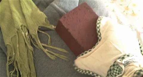 ↑ How do you use a brick?(どうやって一つの赤レンガを使いましょうか)