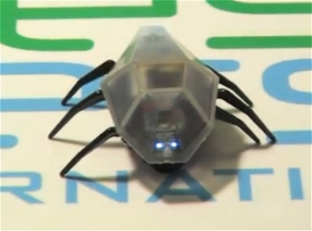 ↑ Desk Pets (R) - SKITTERBOT race.battle.explore.recharge。