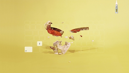 ↑ 鳥の置物