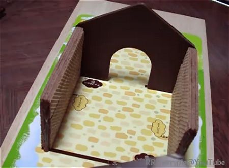 ↑ meiji - ミルクチョコレートの家 (chocolate house)
