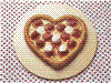 ハート型のバレンタインピザ