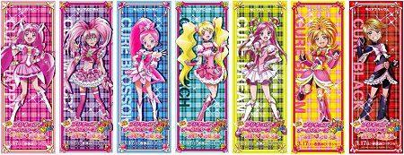 ↑ 歴代プリキュアが28枚セットになって豪華勢ぞろい。サイズは約594×210ミリ