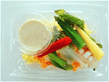 オリジナルバーニャカウダソースで食べる8種野菜のパスタサラダ