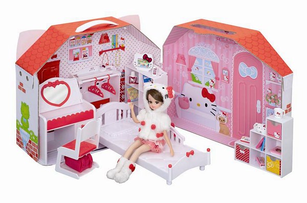 ↑ 「ハローキティ だいすき リカちゃん」イメージ(ランドセルは別売り)