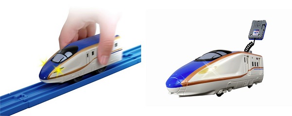 ↑ 「テコロジープラレール TP-06 E7系北陸新幹線かがやき」(左)と「マイクであそぼう! ビックプラレールBS-03 W7系北陸新幹線かがやき」(右)