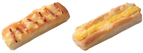 ↑ エッグ&チーズブレッド(左)とベーコン&チーズブレッド(右)