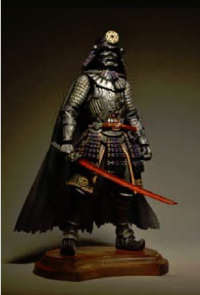 ↑ Movie Realization 侍大将 ダース・ベイダー。造形作家・竹谷隆之氏による、和風アレンジのダース・ベイダー。鎧で身を包み、日本刀のようなライトセイバーを持つ