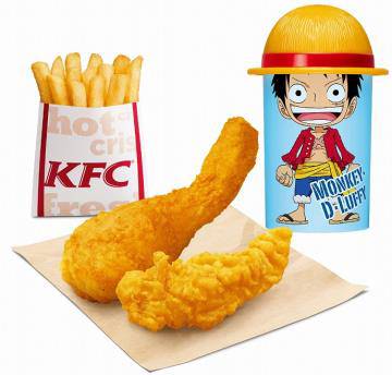 ↑ 「ワンピース特製アイスも作れるかき氷器」つきセット