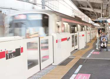 ↑ 設置予定のホームドア(イメージ)