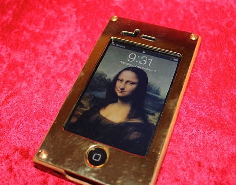 ↑ スチームパンクなiPhoneケース。