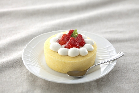 ↑ 「苺のロールケーキ」