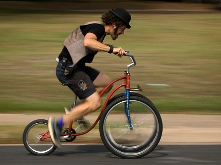 ↑ 三輪車……?