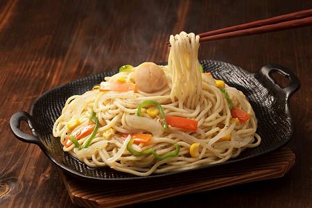 ↑ 「オホーツク北見塩やきそば」盛り付けイメージ