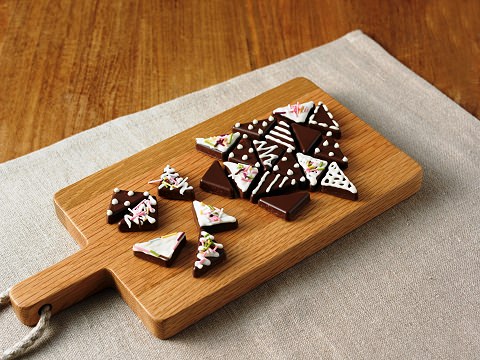 ↑ 自分でつくる パズルのように楽しむクランチチョコ