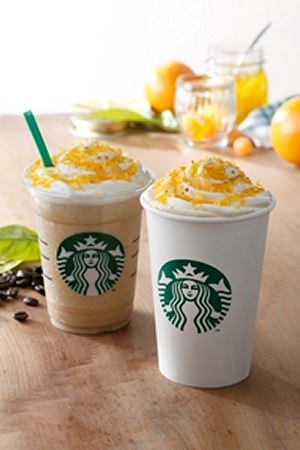 ↑ 『キャンディ オレンジ ラテ』『キャンディ オレンジ フラペチーノ』