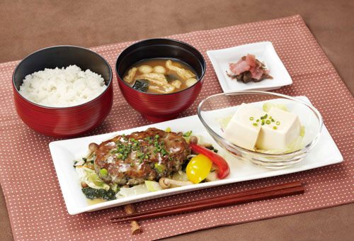 ↑ 黒の美健バーグ膳-銀あん仕立て